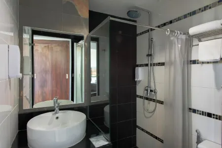 Ingtara Hotel