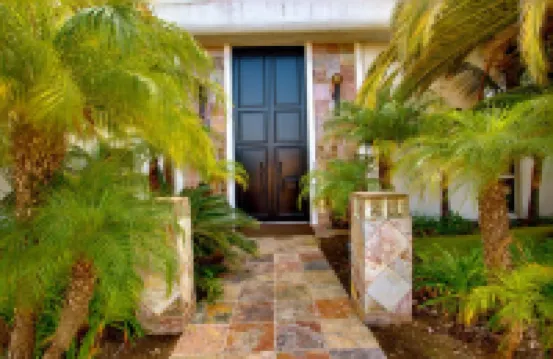 MT. SOLEDAD BEACH PARADISE - AMAZING PANORAMIC VIEWS! - HEATED POOL & JACUZZI