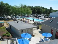 Staterooms 2Q, Waterside View, Heated Pool, Near Holland State Park Beach