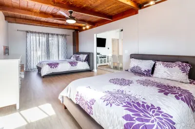Newly Remodeled House Less than a Mile From the Beach