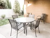 Clean, Comfy, and Cozy Near EverythingFamily and Dogs Friendly:) Hotels in Meridian