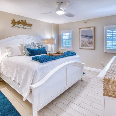 Oceanfront Key Largo Paradise~Private Beach~Pool~Tennis~Marina~Cafe/Bar