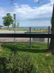 Lake Ontario 2 bedroom/2 bath - between Rochester and Niagara Falls Hotels in Carlton