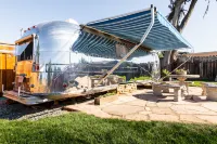 Stunning and unique AirStream on the Coastal Trail and near Poplar Beach Hotel di Half Moon Bay