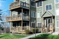 Chateau W a Ski-in Ski-out upscale 2-bedroom condo