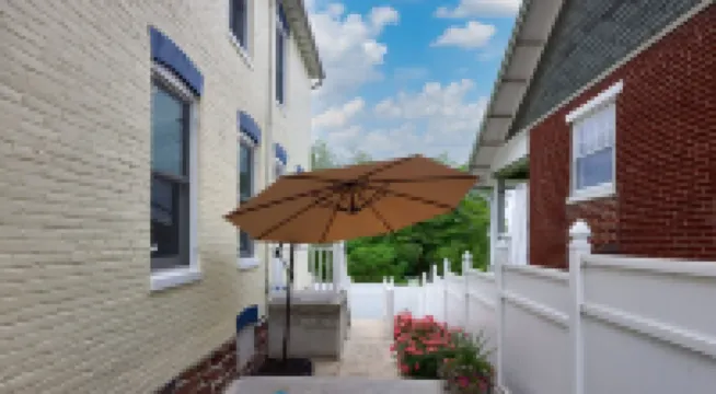 Stratton House-Historic Home-Backs to Battlefield-Ski Liberty! Pet Friendly