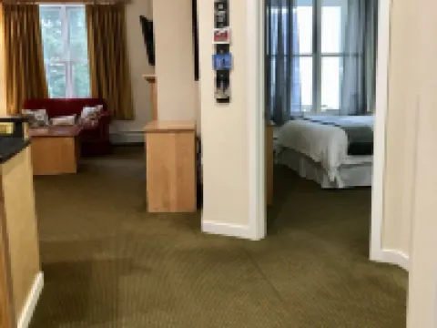 Stratton 1 Bedroom Long Trail Condo, Walk to Village and Lifts Hotels in Stratton Mountain