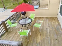 Beautiful  Beachview 4 BR/2 Bath Home, 7 Beds, Sleeps 13 Hotels near TrainTastic! formerly: Mississippi Coast Model Railroad Museum