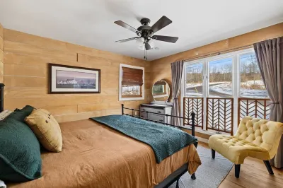 Spacious Summer Escape w/ Hot Tub, Games, Fire Pit & Scenic Hilltop Views!