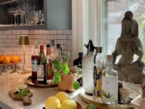 Mansion-on-the-hill elegance close to all the Hudson Valley has to offer. キングストンのホテル