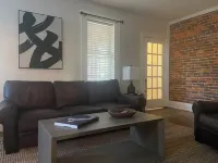 Stylish Home Steps from Penn Ave - Updated Retreat