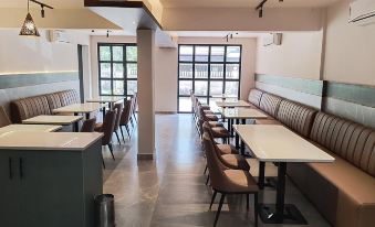 Fabhotel Prime Swarnam, Old Goa