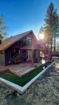 Cozy Cabin with AC, decks, Grill & Views. Sleeps 11 people. 7 min to Grindstone