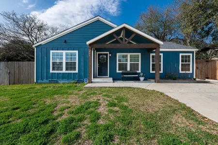 The Blue Bungalow- A NEW Listing!!