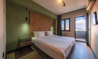 Polek Hotel