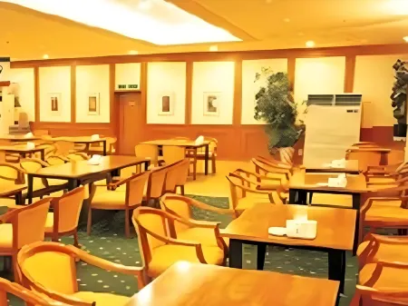 Koresco Chiaksan Condominum Отели рядом с достопримечательностью «Hoengseong Theme Land»