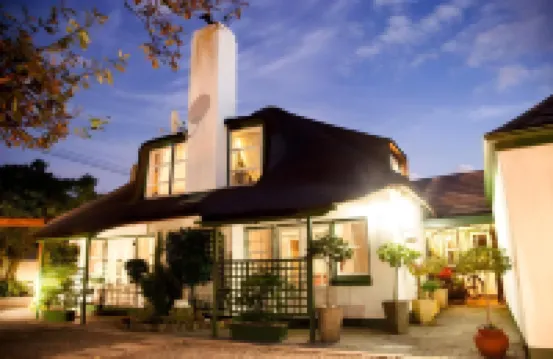 Inn-Style Hotel berhampiran MDS Collivery Cape Town