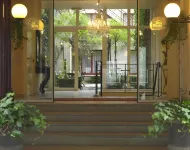 Hotel Acacia