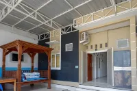 KoolKost Syariah near Universitas Diponegoro Tembalang 2 Hotel dekat Lapangan Mardi Soenarto