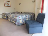 Colonial Court Motel