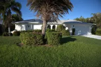 Villa Pink Flamingo by SWFL-Villas -Your tropical retreat in Cape Coral ,Florida