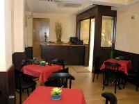 Hostal Avenida Barajas - Pensions