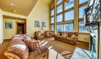 Spacious condo with a beautiful view and lots to do in Brian Head UT.