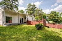 Modern 4-Bedroom House, TV in Bedroom,Big Fence Yard, Pet Stay Free,Lighted Yard - Homestays