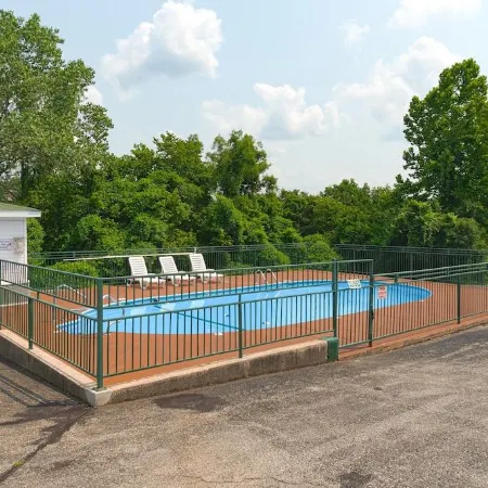 Evergreen Inn
