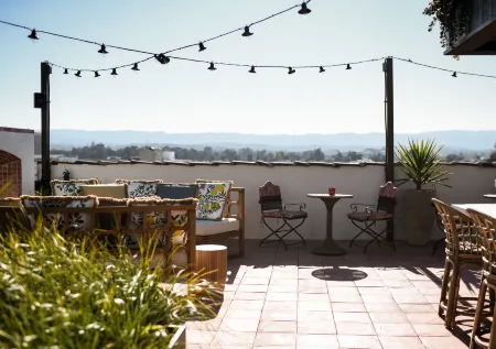 Graduate by Hilton Palo Alto Отели рядом с достопримечательностью «The Museum of American Heritage»