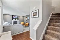 Waukee Retreat, nestled in the heart of the city, stylish and spacious house.