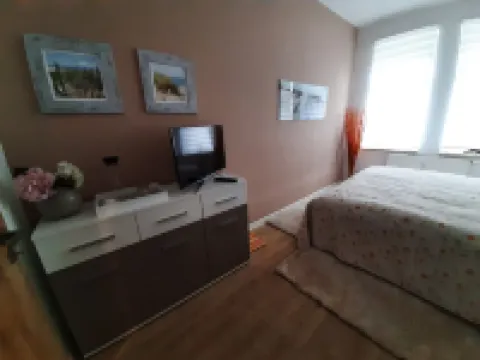 Relax in Dresden - Laubegast only 180 m from the Elbe cycle path Hotels in Laubegast