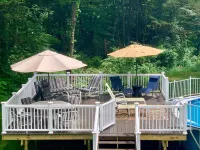 Beautiful Saugerties Rental -Pool, Fire Pit, Close to Hits, Hiking, Festivals