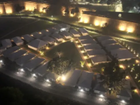 เดอะ เฟิร์น ซีไซด์ ลักชัวรี เทนท์ รีสอร์ต ดามัน ซีรีส์ บาย แมริออท โรงแรมในดามัน