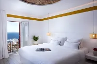 Hotel Tagoo - balcony