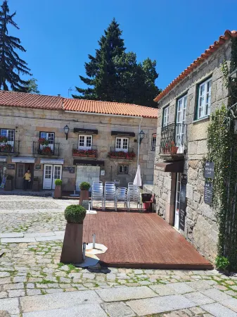 Casa Terreiro Da Lapa Отели в г. Sernancelhe