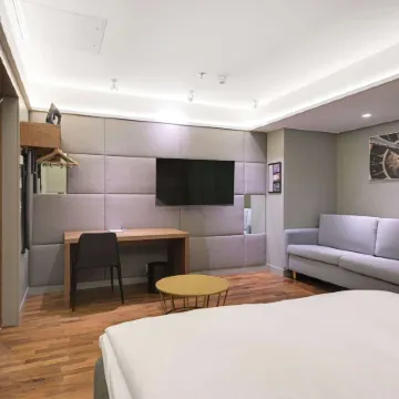 Comfort Hotel Xpress Helsinki Airport Terminal