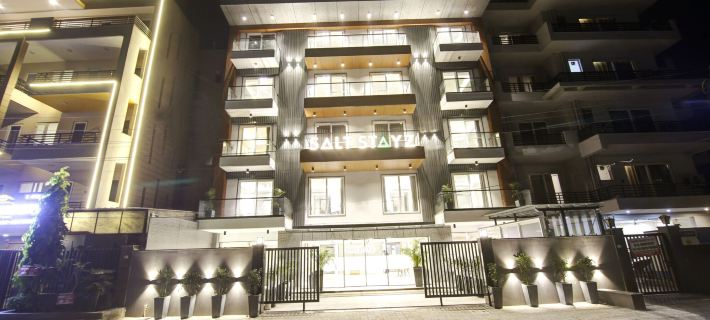 Saltstayz Premier - Near Golf Course Road & Sector 57 Hotele w: Gurgaon