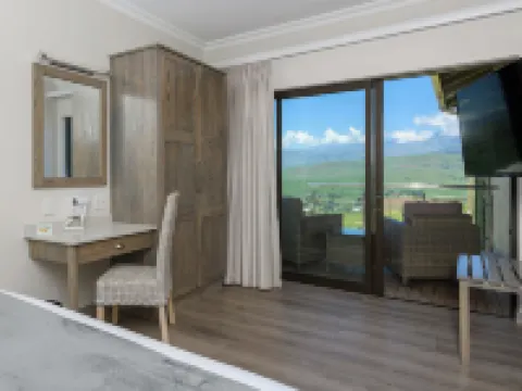 Cayley Mountain Resort Hotels in Uthukela DC