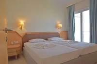 Bristol Sea View Apartments - Holiday Apartments