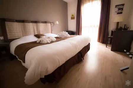 Le Clos de l'Aube Rouge - Montpellier / Castelnau le Lez Отели в г. Жаку