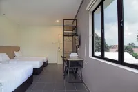 Homestay Ali Imran - parking