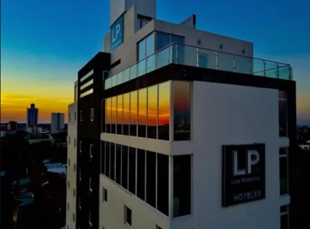 LP Equipetrol Отели рядом с достопримечательностью «Canal Isuto»