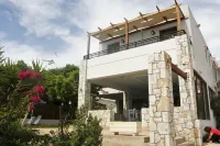 Serenity Hideaway Hotels near Elafonissi Beach