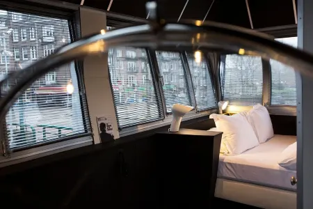 Sweets - Wiegbrug Отели рядом с достопримечательностью «Мост Питон»