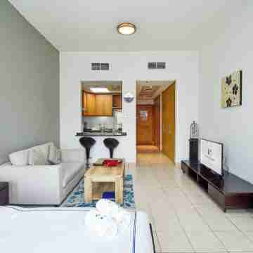 Eddie - Comfortable Spacious Studio Rooms