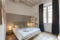 馬莫弗洛倫薩 - 波希米公寓 聖神大殿住宿飯店