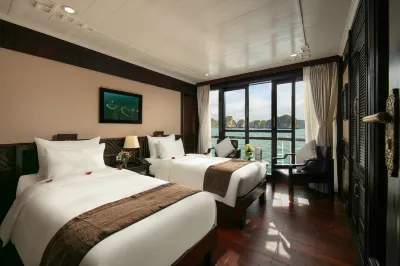 Lily Cruise Hotel a Halong / Bai Chay