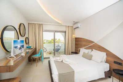 Happy Days Hotel, Adults Only Hôtels à proximité de : Terminal 1 of Diagoras Airport