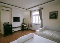 Thuan Phat House Soc Trang Hotels near Chùa Khánh Sơn 慶山寺